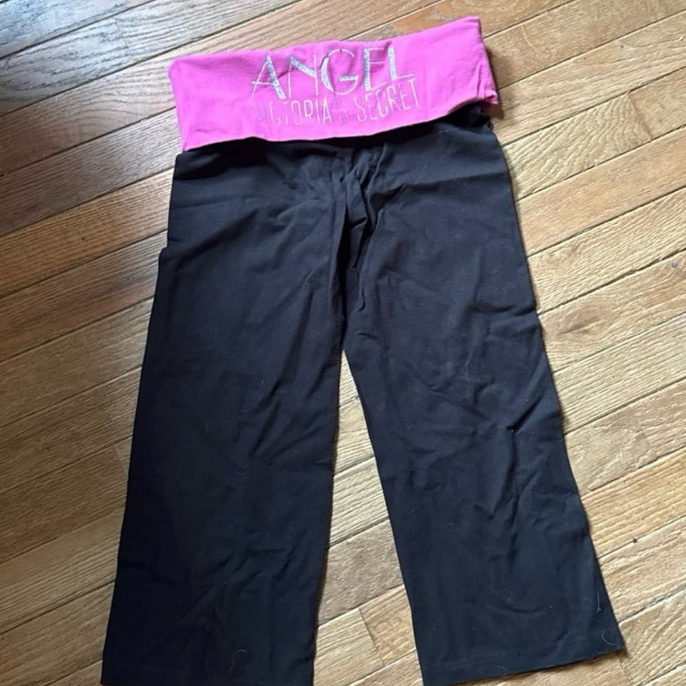 Victoria's Secret Pink and Black Cropped Pants
